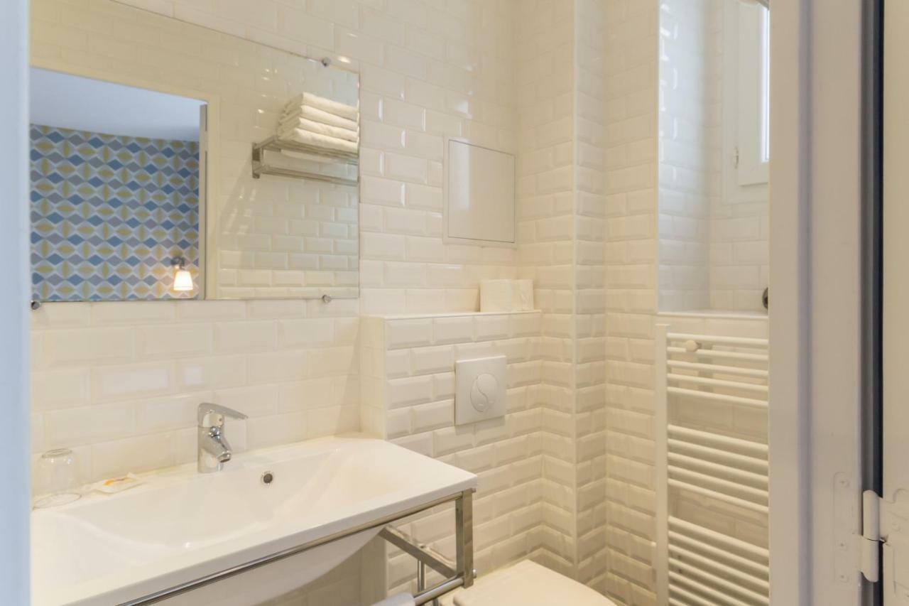 Les Toits De Paris Bed & Breakfast Luaran gambar