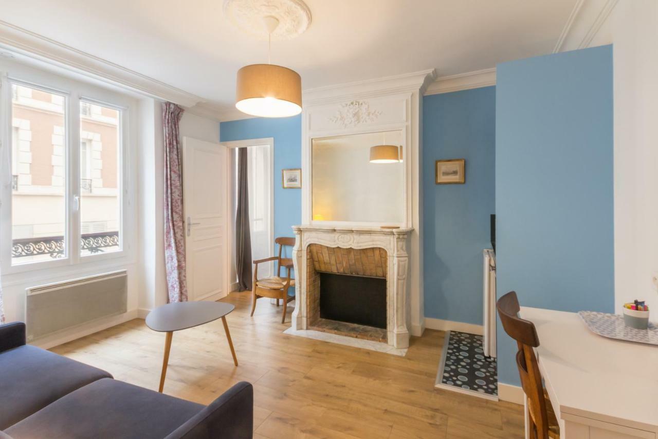 Les Toits De Paris Bed & Breakfast Luaran gambar