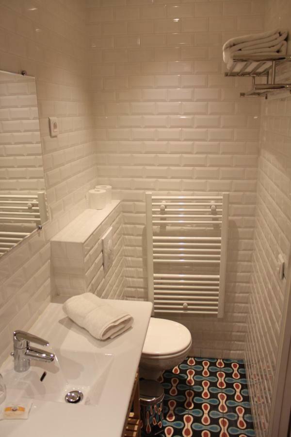 Les Toits De Paris Bed & Breakfast Luaran gambar