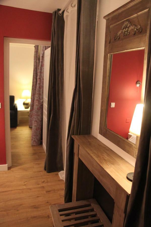 Les Toits De Paris Bed & Breakfast Luaran gambar