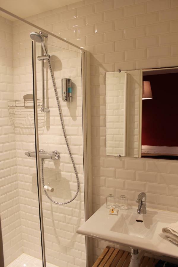 Les Toits De Paris Bed & Breakfast Luaran gambar