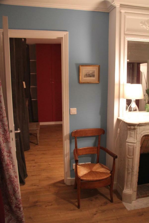 Les Toits De Paris Bed & Breakfast Luaran gambar